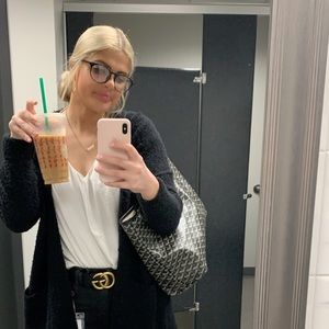 Meet your Posher, Lauren